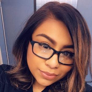 Meet your Posher, Veronica